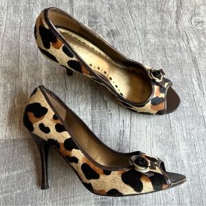 Vintage BCBGirl Leopard Flower Detail Pumps Heels Open Toe Shoes Size 8